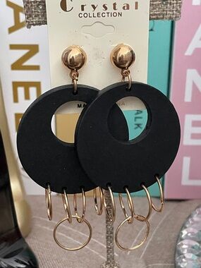 CHANEL Black and Gold Multi-Ring Drop Earrings